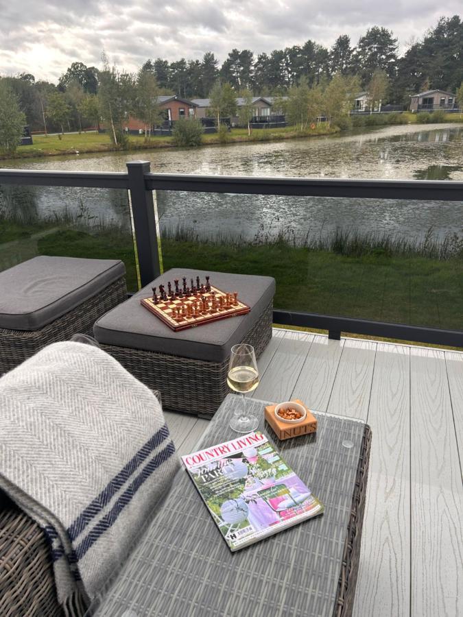 Hotchkin Lodge Woodhall Spa Buitenkant foto