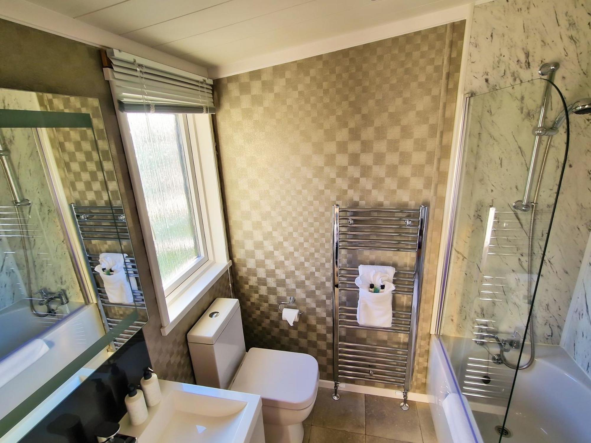Hotchkin Lodge Woodhall Spa Buitenkant foto